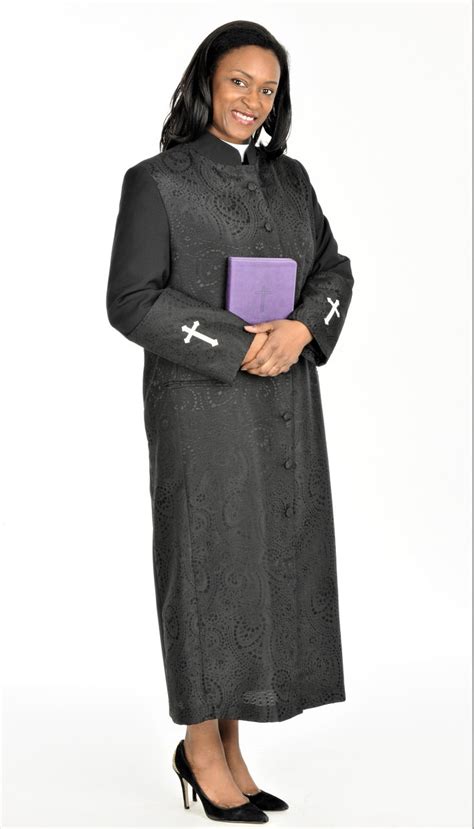 001 gershon clergy robe for ladies in black