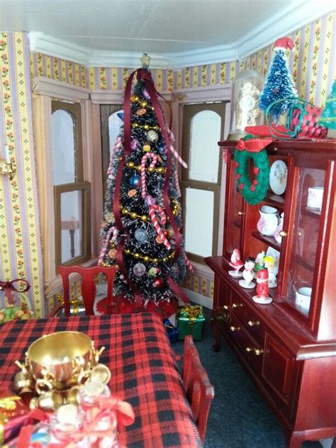 More Scenes From The Victorian Dollhouse Dining Room Decorated For