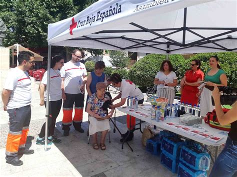 Cruz Roja Realiza La Campa A Informativa Yo Me Protejo De La Ola De Calor Soy De Caravaca
