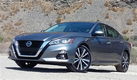 2019 Nissan Altima The Daily Drive | Consumer Guide®