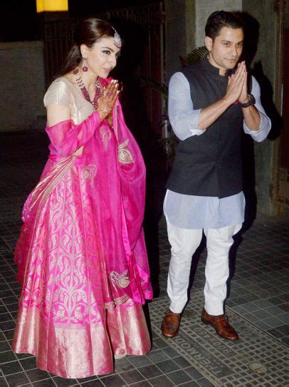 inside pictures of soha ali khan and kunal khemu s wedding reception indiatoday