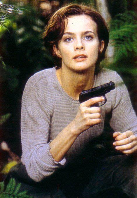 Keith hamshere datei referenz # 31043346 tha nur für redaktionelle. Natalya Simonova - Izabella Scorupco - James Bond 007 ...