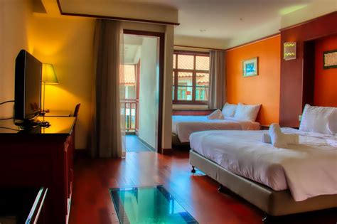 Avillion port dickson, port dickson picture: Alexis Private Water Chalets in Port Dickson - Room Deals ...