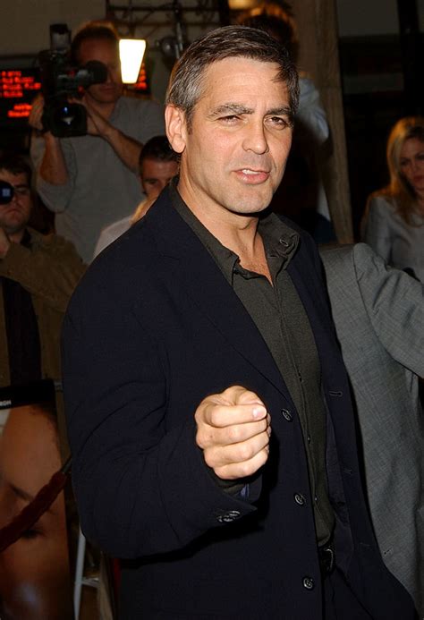 Неустоимият Джордж Клуни: От лекарската престилка до щастливо женен мъж с деца (СНИМКИ ...