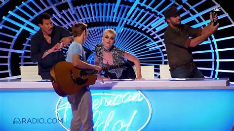 Katy Perry Receives Backlash For Giving ‘american Idol Contestant First Kiss Video Dailymotion