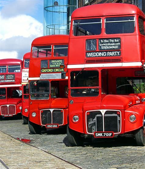 The original london sightseeing tour has three routes and stops at over 80 places, and you can get on and off as much as you like within 24 hours. Bus Tour of London, Places to visit in London - GoVisity.com