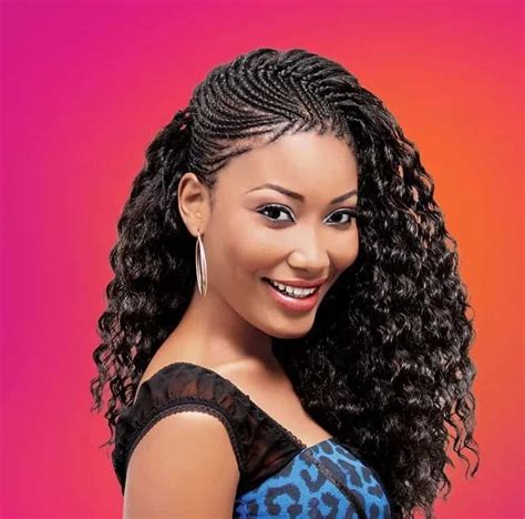 If you're looking for new quick weave styles to try out, get inspired with these chic weave hairstyles. Latest hairstyles in Ghana: Top weaving styles 2018 YEN.COM.GH
