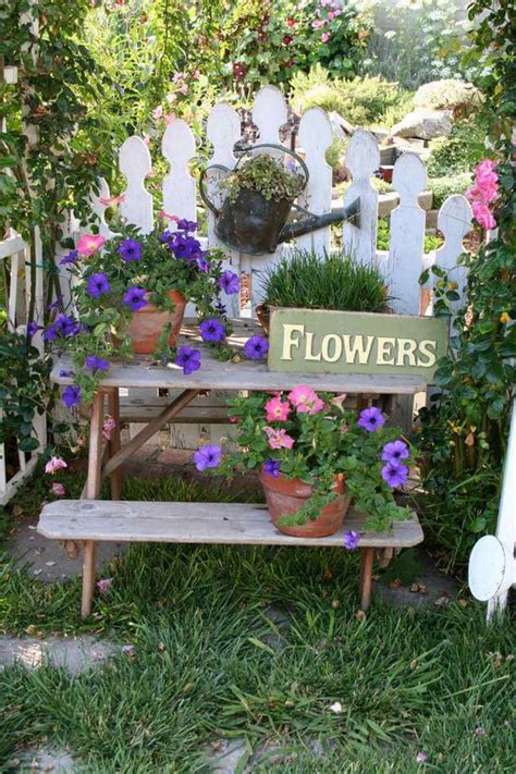 Beautiful Cottage Style Garden Ideas For A Charming Outdoor Space The