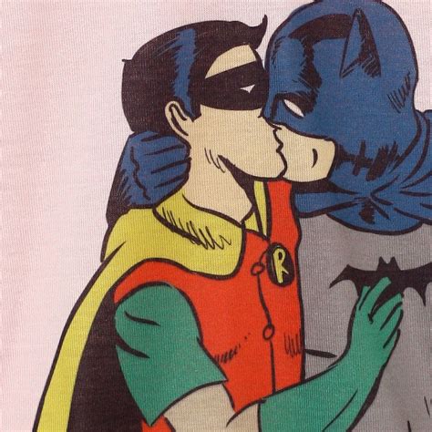 Gaybat T Shirt Batman And Robin Kissing Etsy