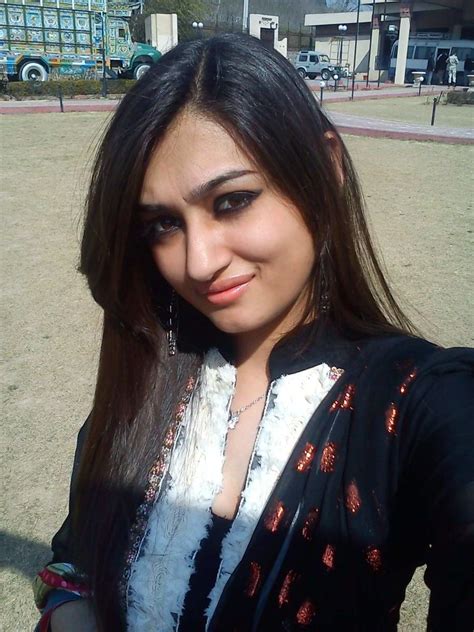 All Eyes On Me — Indianpakibabes Gorgeous Pakistani Hot