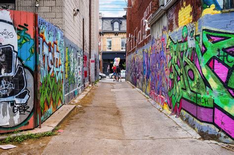 Torontos Graffiti Alley To Host Huge Street Party