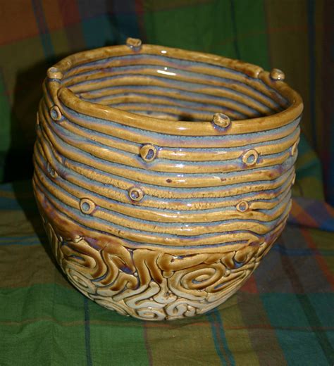 Pin By Jennifer Ferguson On Pottery Coil Pots Coil Pottery Pot Designs