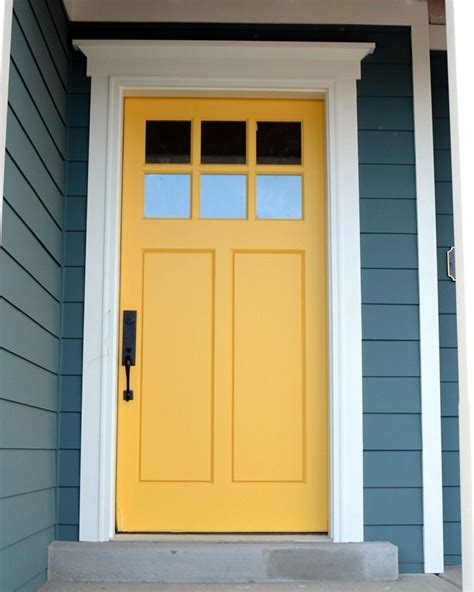 Best 25 Yellow Front Doors Ideas On Pinterest Cottage Exterior Gray