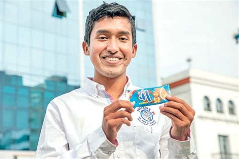 €1.00m * oct 10, 1986 in rosario, argentina Julio Garay creador de las galletas contra la anemia gana ...