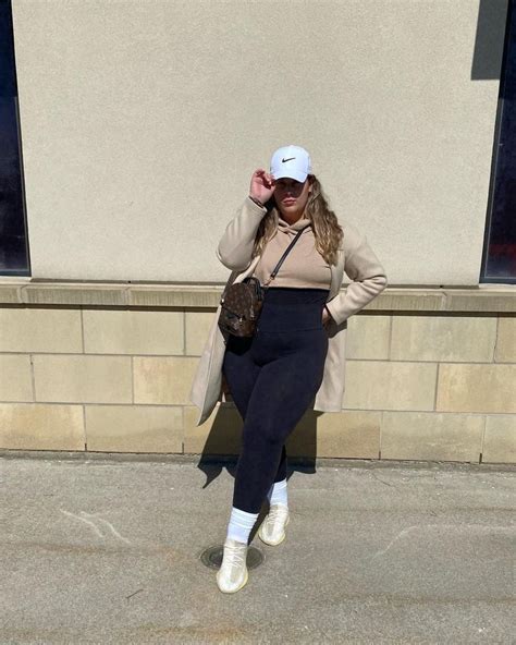 Emily B🕊 On Instagram “saturday Fit” Emily B Fashion Fitness