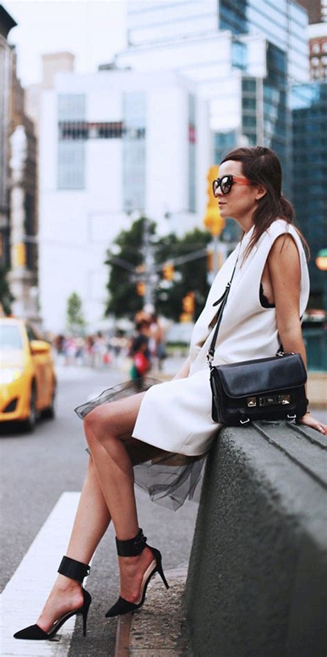 The 10 Best Blogger Outfits From New York Fashion Week Fashion Style