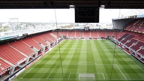 Fc twente (also incorrectly referred to as twente enschede) is a dutch professional football club from the city of enschede, playing in the the eredivisie. Twente grateful for support after tragedy | UEFA Europa League | UEFA.com