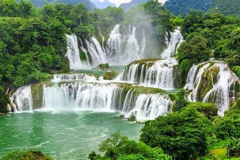 The 14 Most Amazing Waterfalls In The World Beautiful Waterfalls