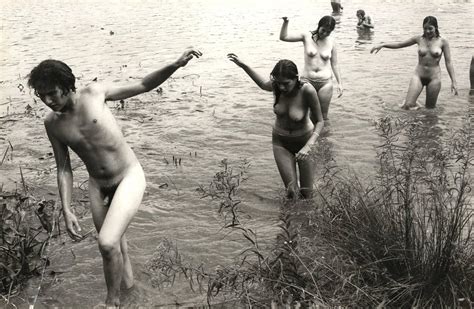 Naked Male Woodstock Telegraph
