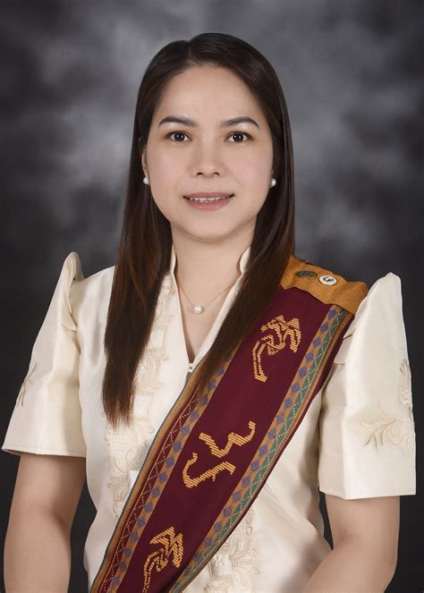 A Filipino expatriate's rise from humble beginnings to corporate