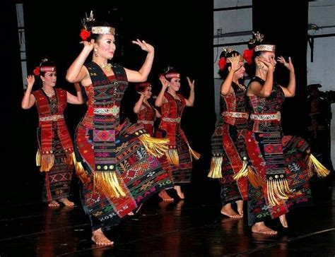 Gema Budaya Mengenal Tradisi Margondang Dan Tari Tortor Suku Batak My Xxx Hot Girl