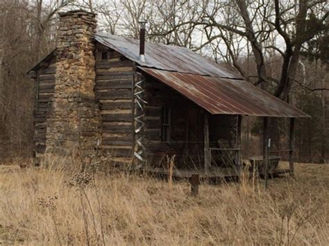 This property is an amazing piece of land for a hunter's dream getaway. Old hunting cabin near Lake Niangua - Camden County, MO