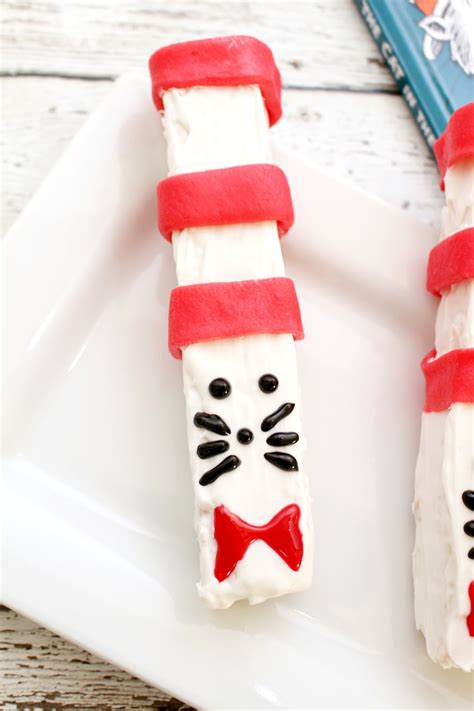 Learning videos for all ages. Life With 4 Boys: Cat in the Hat Rice Krispie Treat #Recipe