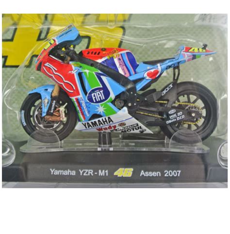 The season consisted out of 18 races for the motogp class and 17 for the 125cc and 250cc classes. DIECAST VR46 MOTOGP ASSEN 2007 YZR M1 1:18 | motogpf1store.com