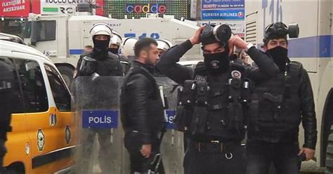 Turkish Police Engage Kurdish Protesters With Tear Gas