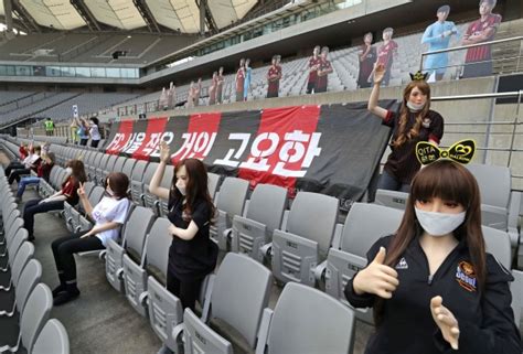 Korean Soccer Club Apologizes For Putting Sex Dolls In Seats Astro Awani
