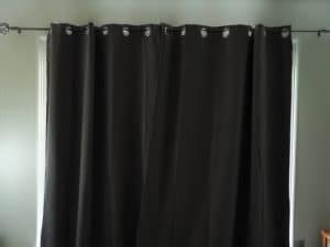 Are you looking for light blocking curtains to block out up to 100% of outside light? How to Block Light Leaking From the Top and Sides of Your ...
