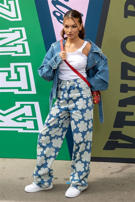 Thylane Blondeau Attends The Kenzo Menswear Spring Summer Show During Paris Fashion Week In