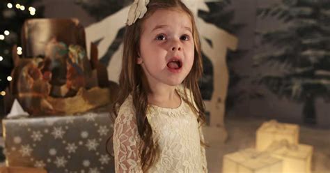 4 Year Old Girl Sings A Heart Melting Rendition Of ‘silent Night God