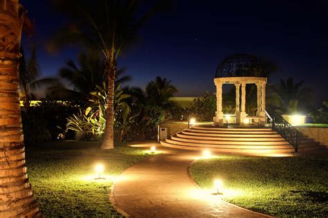 There are two fundamental points to understand about outdoor lighting. Landscape Lighting: Boynton Beach, Delray Beach, Jupiter, FL