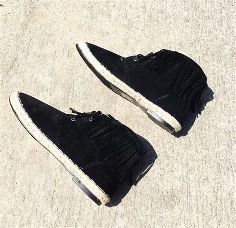 Hit the pavement this fall with these black fringe ankle ...