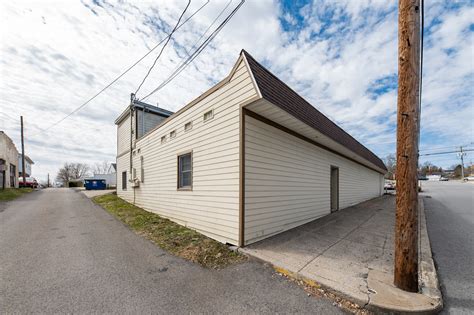 312 10th St Fairmont Wv 26554 6190 Sf Office Building Reduced