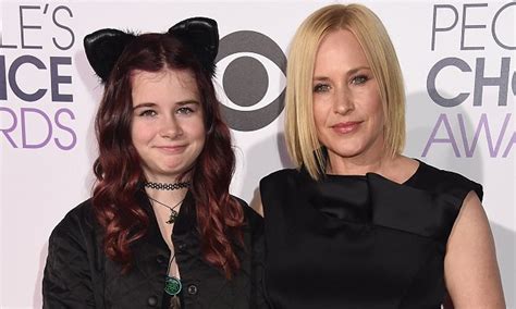 Patricia Arquette Brings Daughter Harlow 11 As Her Date To Peoples