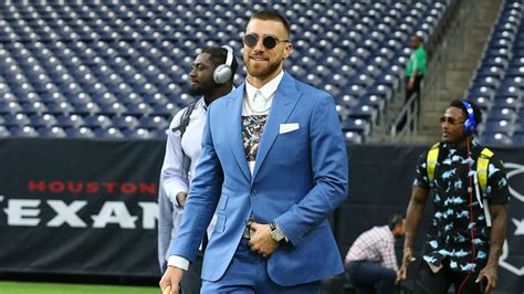 The Always Well Dressed Travis Kelce Included In Sports Illustrateds “fashionable 50”