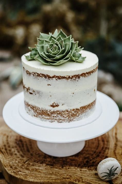 Verbringen sie doch einfach ein wenig zeit auf unserer website und lassen sie sich von unserem vielfältigen angebot überzeugen. Du suchst Inspiration für kleine Hochzeitstorten? Die ...