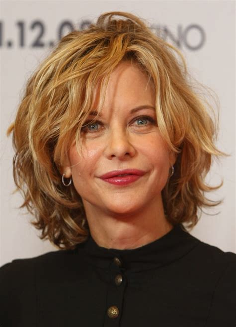 And now, hair trend is absollutely short cuts, and check these best styles and make a. MEDIUM SHORT HAIRCUT: August 2012