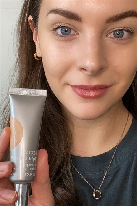 Becca Cosmetics 5 People Try The New Light Shifter Dewing Tint And Give Their Verdict Glamour Uk