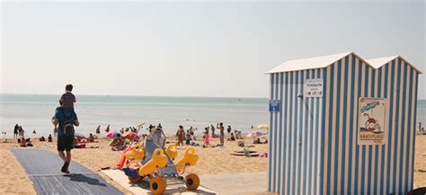 châtelaillon plage plage de châtelaillon handiplage le 1er label d accessibilité des plages