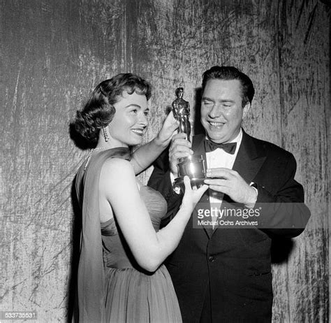 Actress Donna Reed With Actor Edmond Obrien And His Oscar Forthe