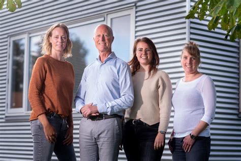 Behandelingen voor chalazions en strontjes zijn vergelijkbaar. Hagelkorreltje (chalazion) verwijderen - Kliniek Wesselius
