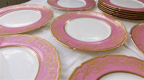 12 Antique Royal Doulton Pink And Raised Gold Service Plates Hb8534