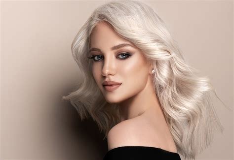 18 White Hair Color Ideas To Stay On Trend Hairdo Hairstyle