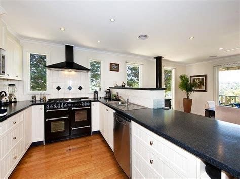 If your space in the kitchen area is too small and restricts your mobility, then we have some better ideas for you. 52 U-Shaped Kitchen Designs With Style - Page 7 of 10