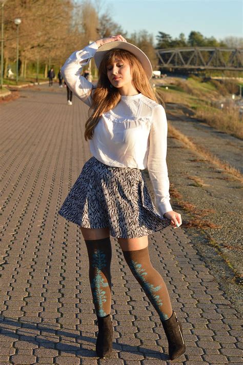 How To Wear Over The Knee Socks With A Skirt Shorts With Tights Over