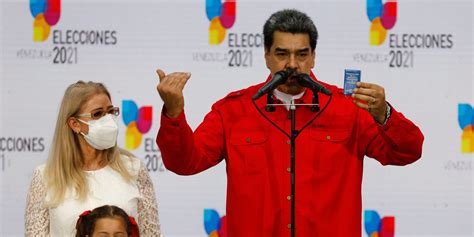 Venezuelas Ruling Party Sweeps Local And Regional Elections Wsj