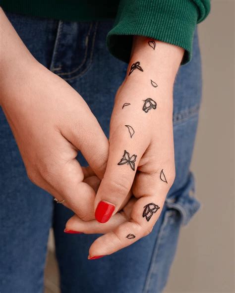 Tatuajes En Las Manos ¡50 Diseños Elegantes Y Sofisticados Para Realzar Tu Feminidad